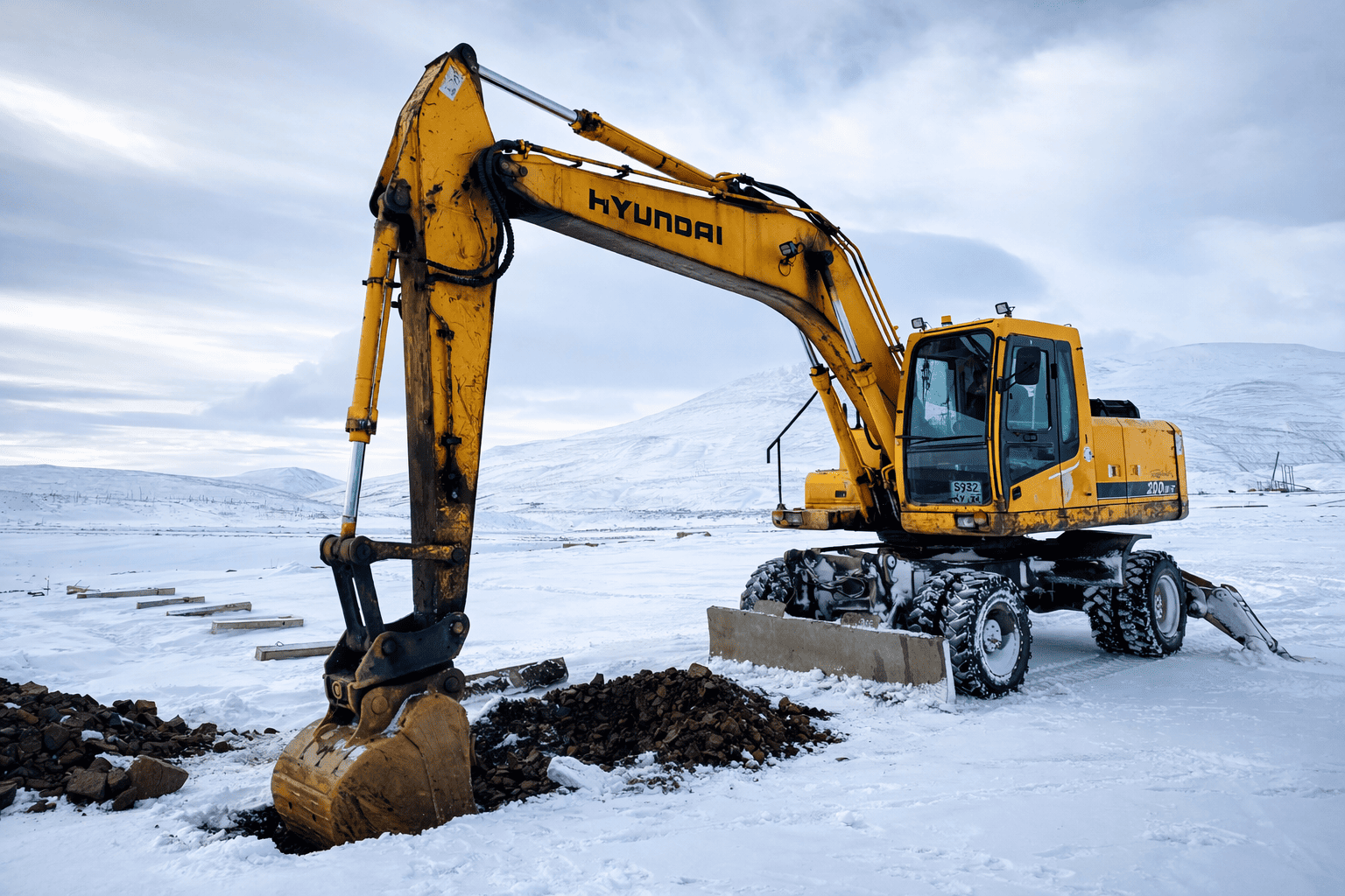Колесный экскаватор Hyundai R200W-7 — ПРОМТЕХ