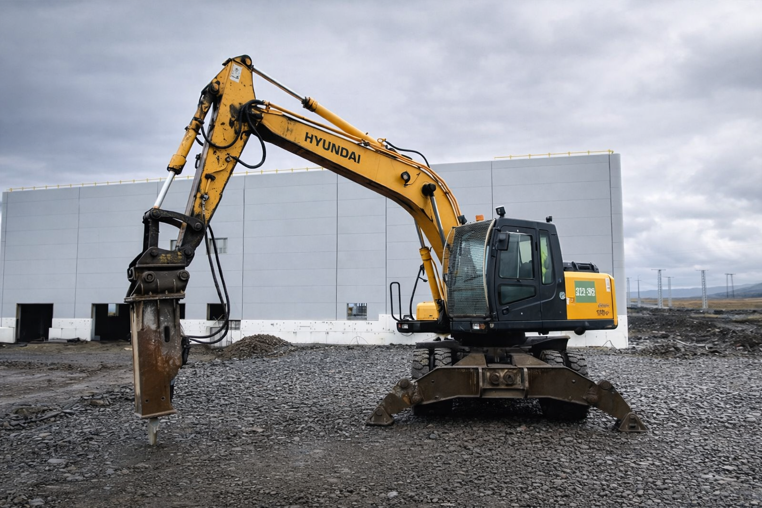 Колесный экскаватор Hyundai R170W-7 — ПРОМТЕХ